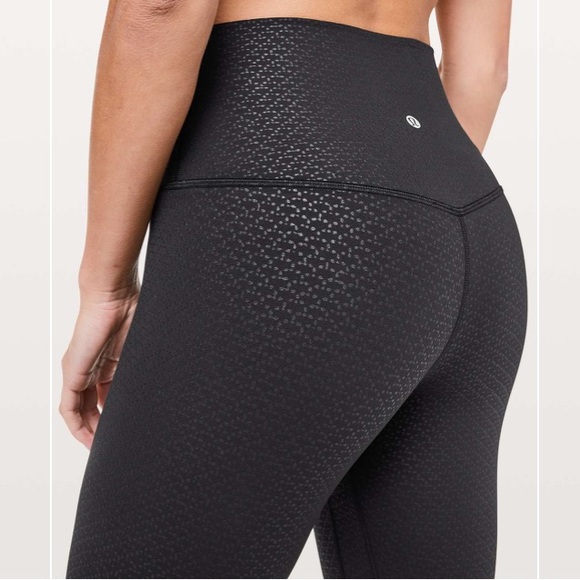 lululemon athletica Pants - Lululemon Align Crop *21" Monochromic Black Emboss